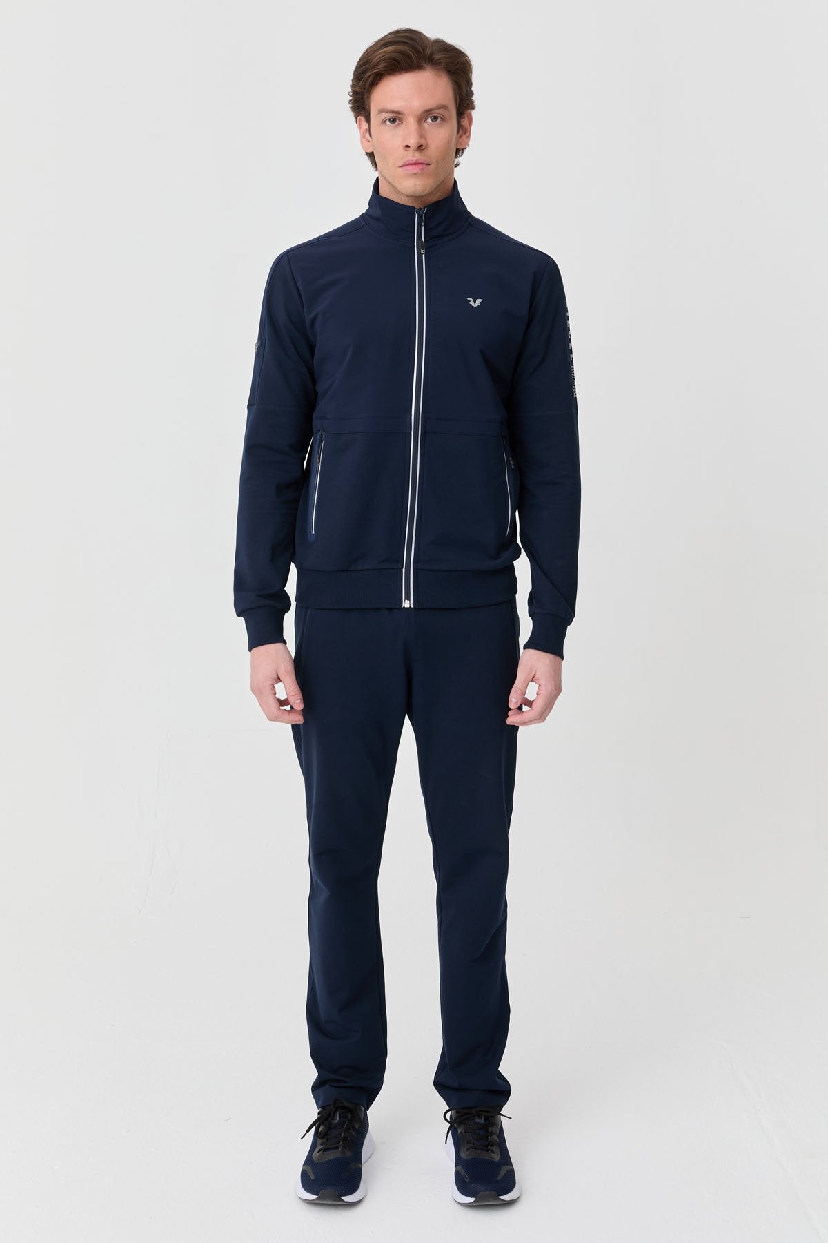 Discount mens tracksuits online